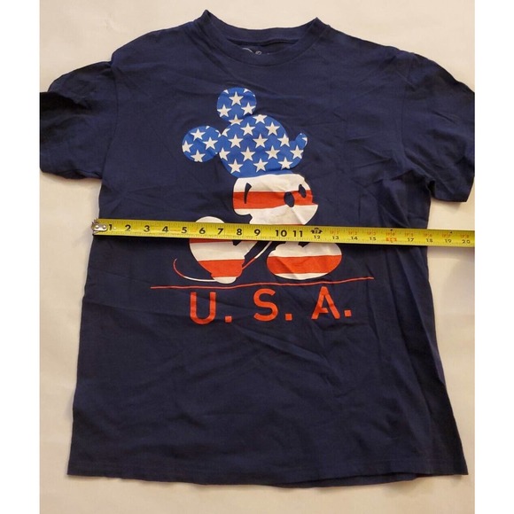 USA Mickey Mouse Disney T-Shirt Size Medium Red White Blue 4th of July SS - Picture 5 of 6